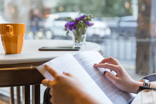 多米尼克的人到葡萄牙旅游费用信息